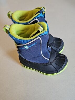 Kids Navy and Lime Waterproof Snow Boots